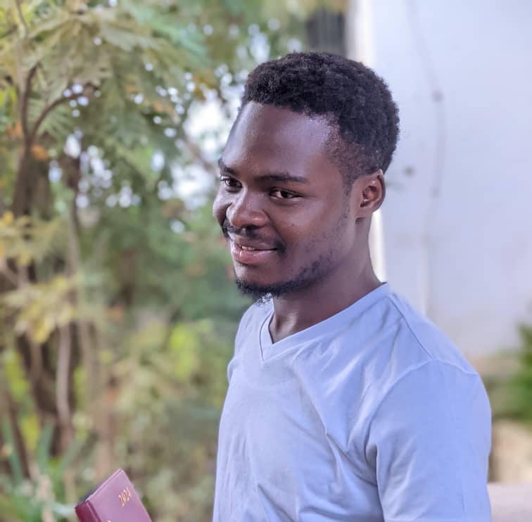 Image de profile de Safnath Auteur, rédacteur(trice) sur le site de Kiosque Littéraire.