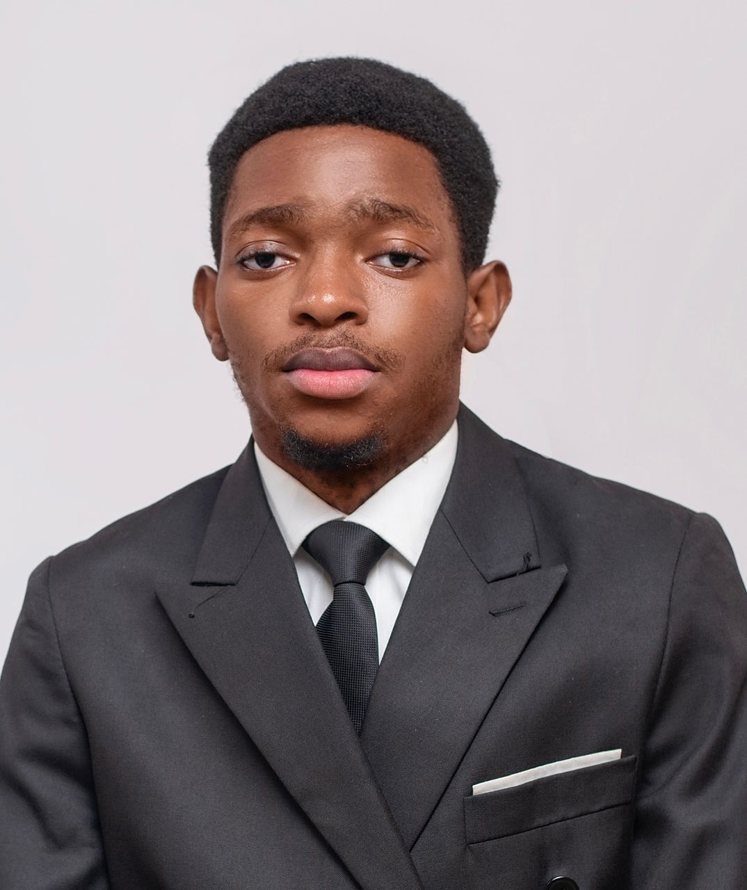 Image de profile de Jonathan Masembo, rédacteur(trice) sur le site de Kiosque Littéraire.