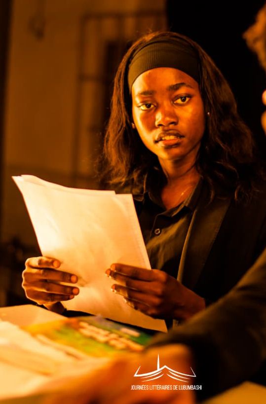 Image de profile de Crescens Mawanga, rédacteur(trice) sur le site de Kiosque Littéraire.